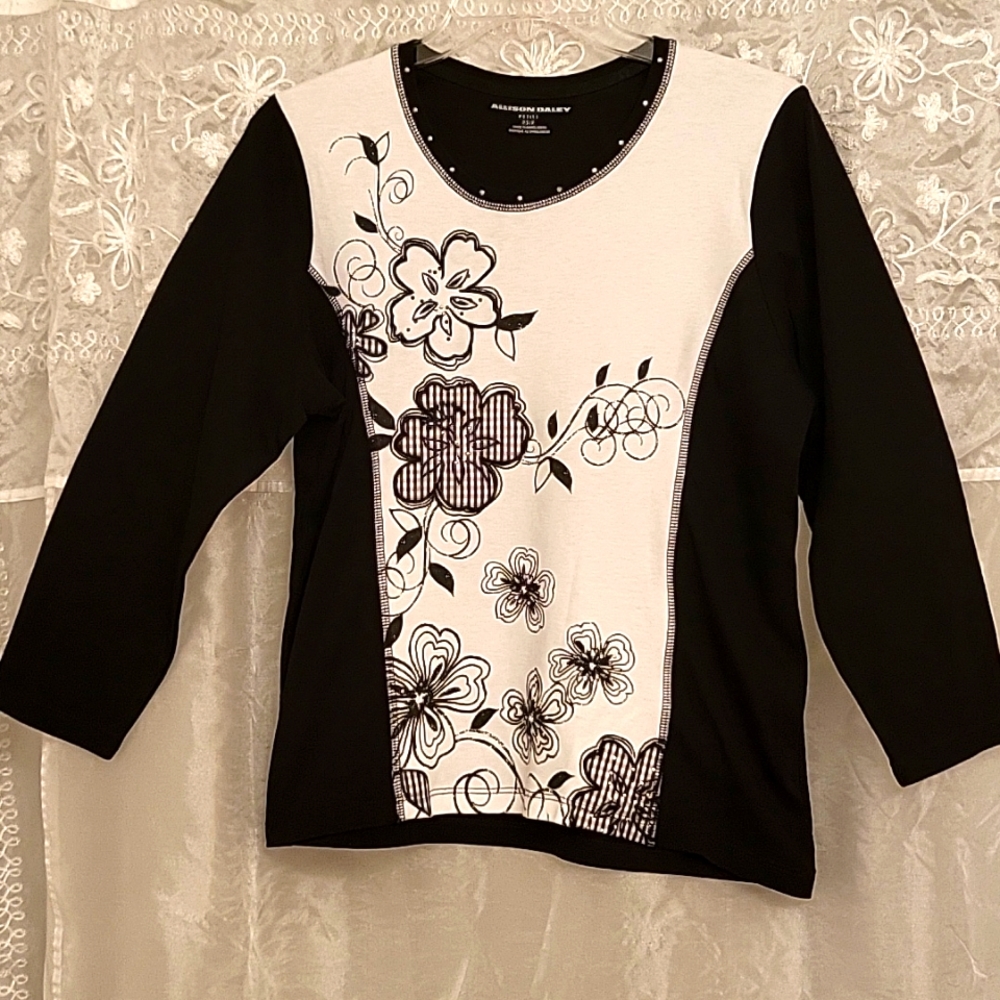 Allison Daley Black & White Floral Embroidered Top, Sparkles, Long Sleeves, PS
